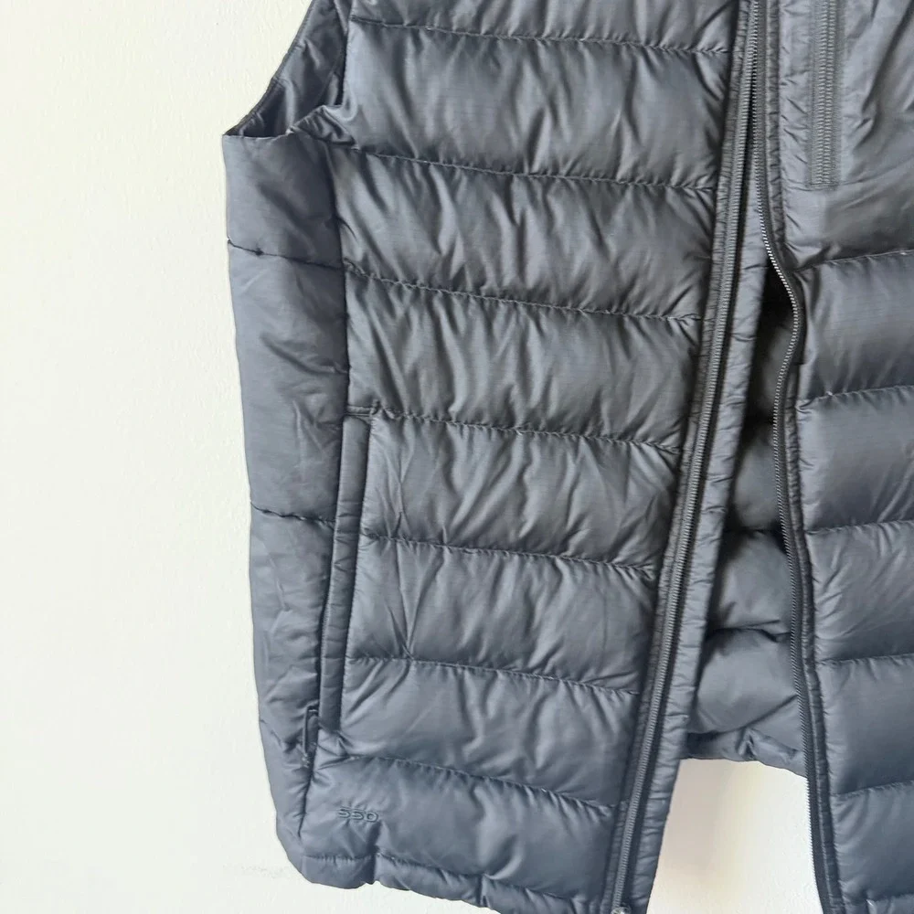 Men's The North Face Aconcagua Puffer Vest in‎ Black size Medium